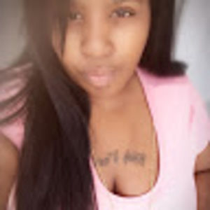 Meet your Posher, Latisha